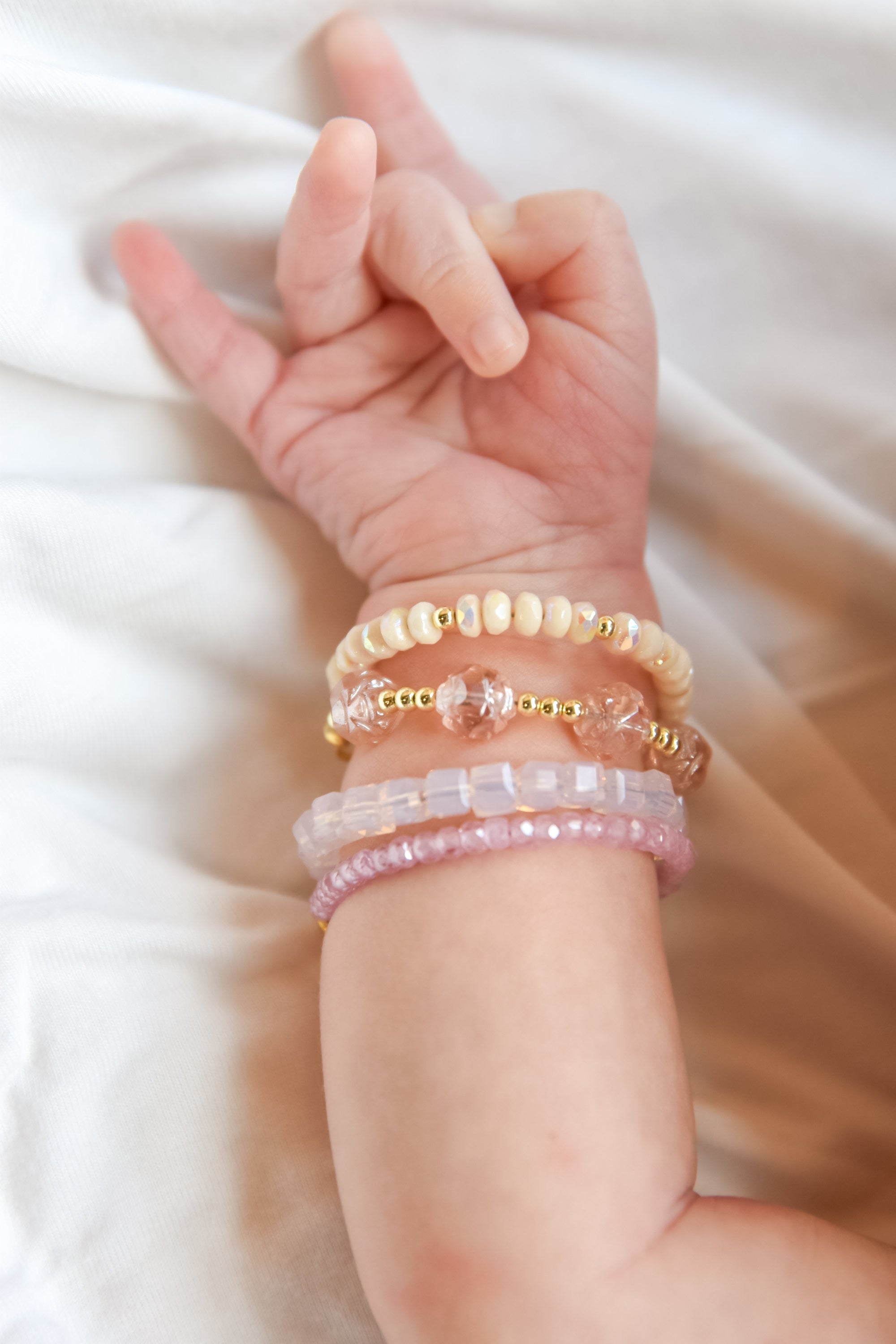 Dainty Cream AB Crystal Glass