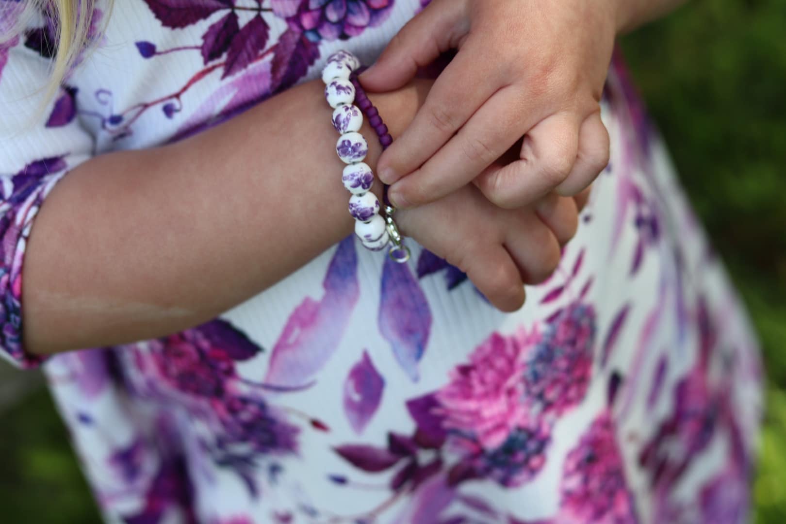 Matte Purple Dainty Glass Bracelet