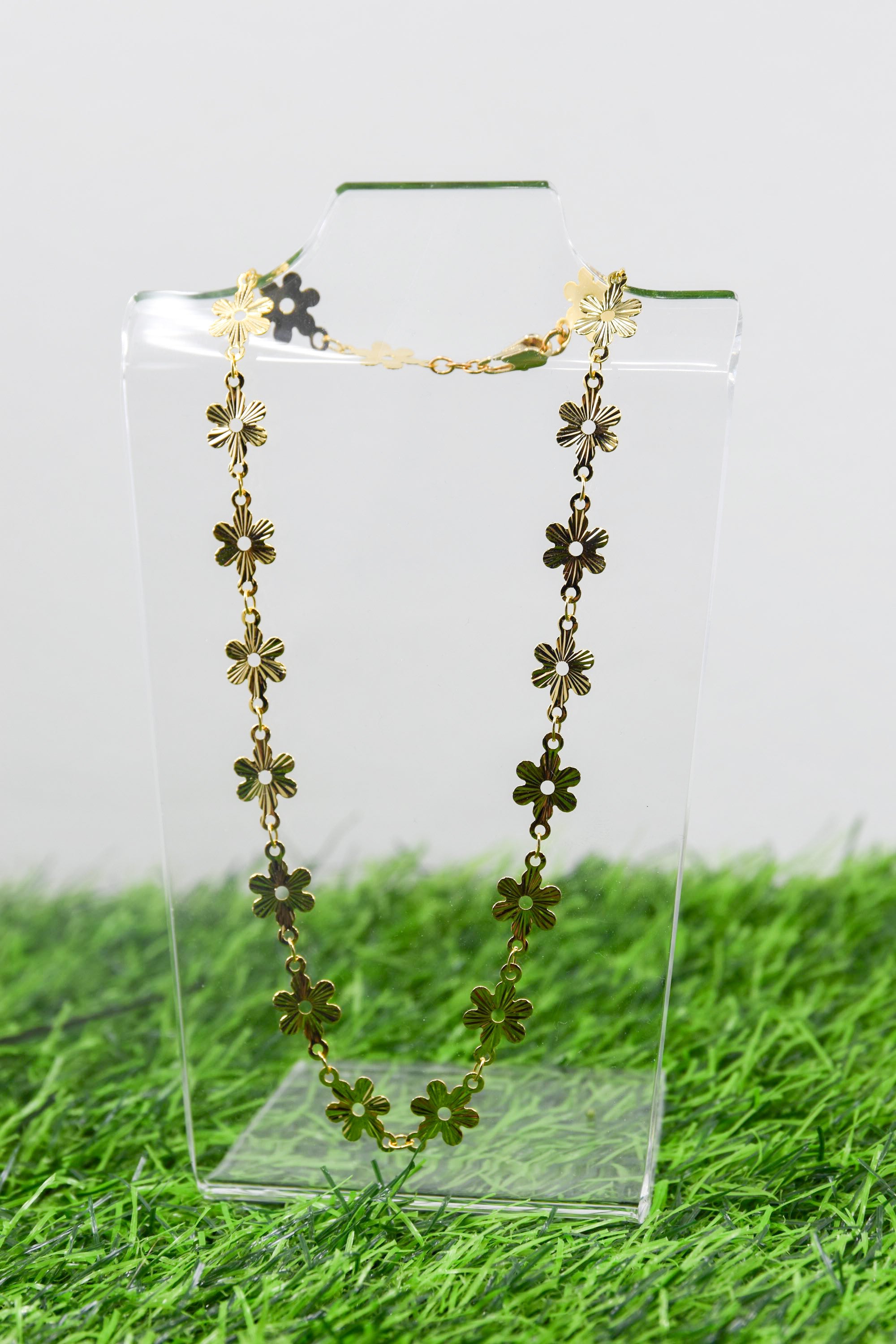 Gold Textured Floral Chain